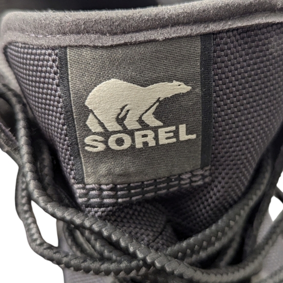 Sorel | Men's Waterproof Suede Caribou Outdoor Chukka  Boots | Gray | Size 14 - Picture 5 of 9